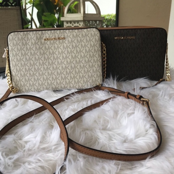 New Michael Kors large vanilla Crossbody shoulder bag - Picture 6 of 8